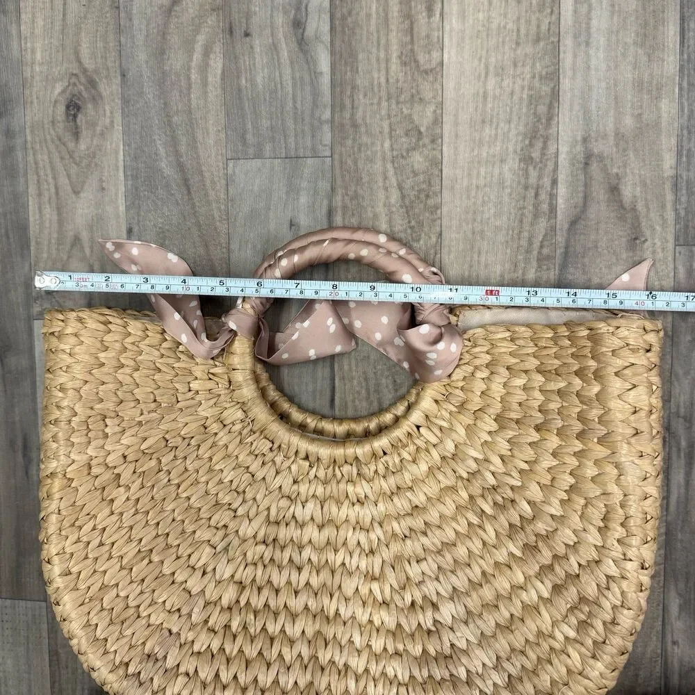 LC Lauren Conrad Woven Straw Tote in Natural Beige
